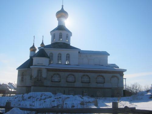 Возрожденная на месте старой разрушенной церкви св Николая Угодника 